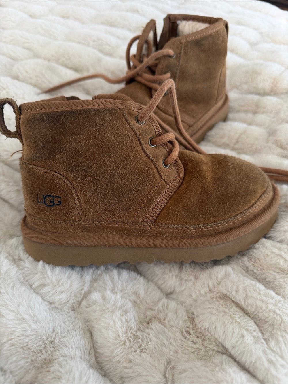 UGG Kids' Neumel II Sheepskin Chukka Boots